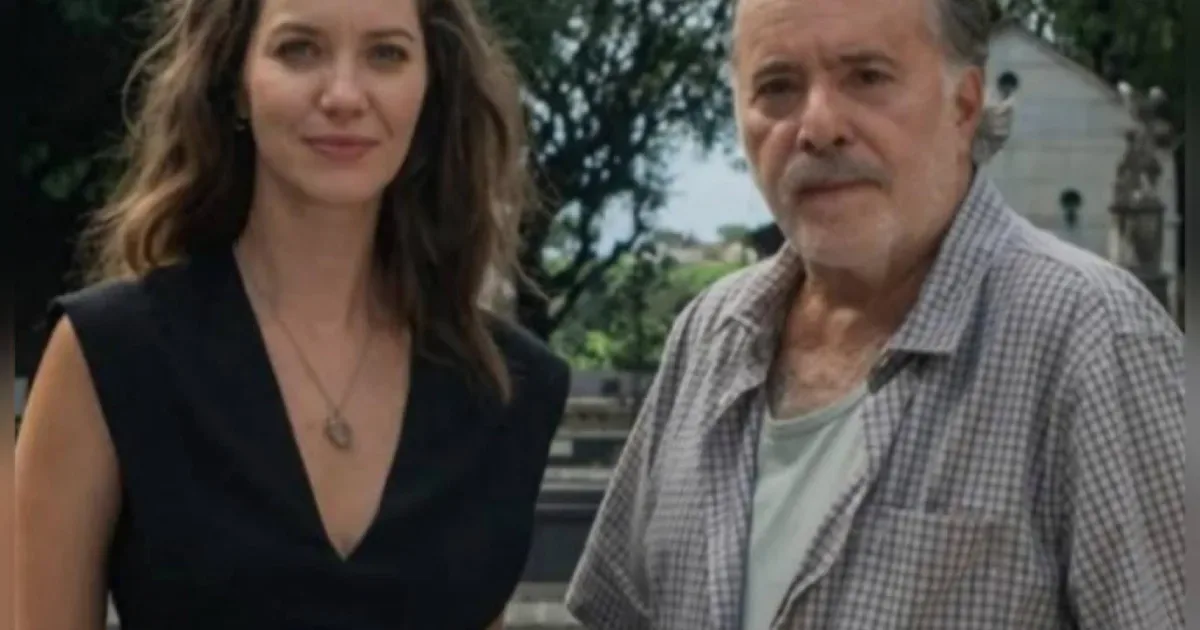 Otoniel beija Francesca e se depara com uma revelação
