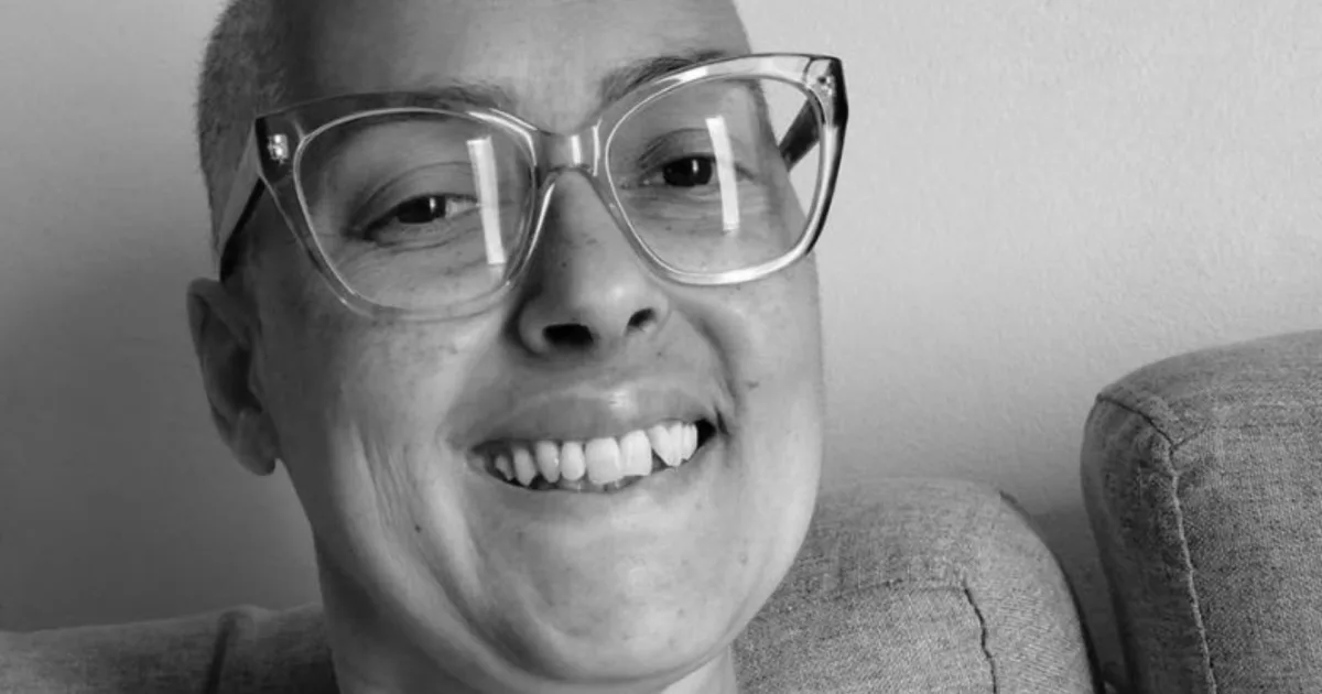 Pastora Paula Andreia perde a vida horas após homenagem em frente a hospital