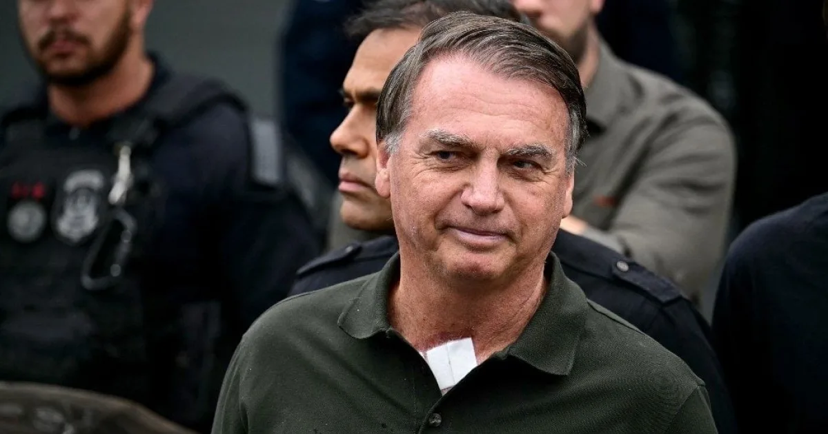 Polícia pede ao STF para ouvir Jair Bolsonaro sobre arma apreendida