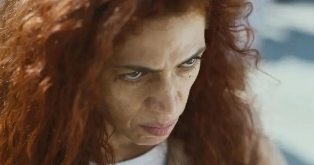 Quem Ama Cuida: Zeni se torna o maior pesadelo da vida de Adriana