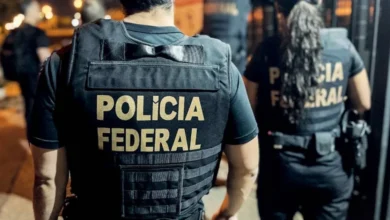 A reação dos delegados após Flávio Bolsonaro recusar escolta da PF