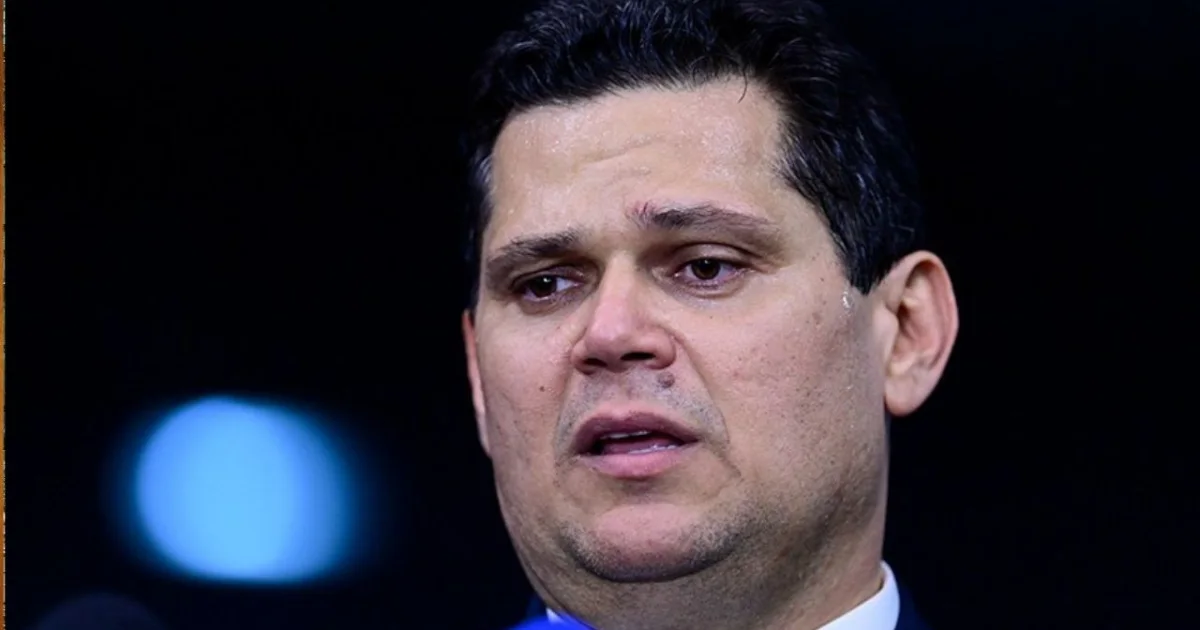 Alcolumbre é encurralado: 'Ainda há tempo para impeachment de Moraes'