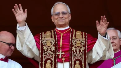 Após cair na mira de Trump, Leão XIV diz que é primeiro papa, depois americano