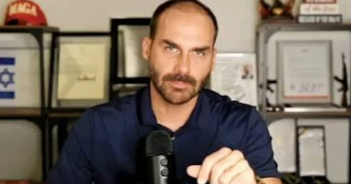 Após ser expulso Eduardo Bolsonaro detona Michelle deixando direita em crise