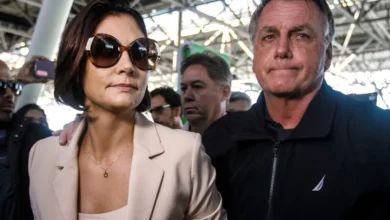 Bolsonaro apoia candidatura de Michele mesmo após briga com Flávio
