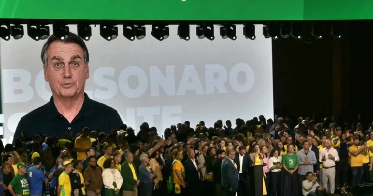 Bolsonaro diz ao STF que não permitiu vídeo de IA na convenção de Flávio