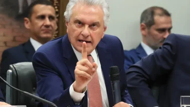 Caiado diz que Lula faz manobras "criminosas"e pedaladas na economia