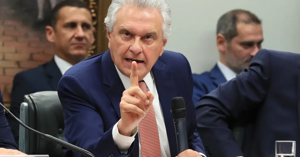 Caiado diz que Lula faz manobras "criminosas"e pedaladas na economia