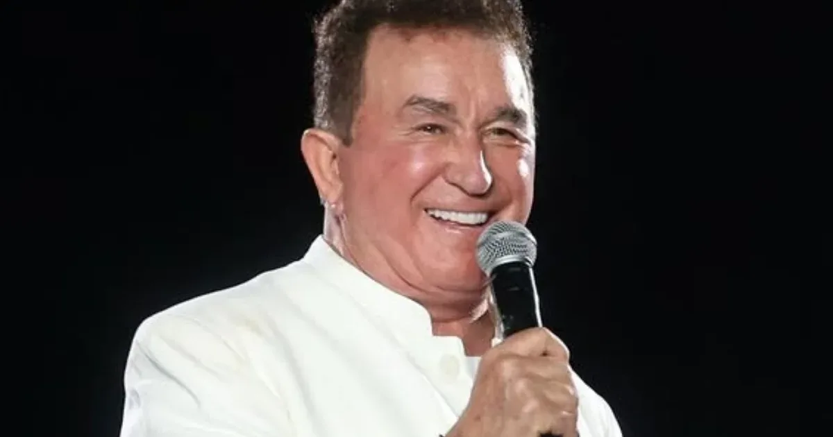 Caminhão ligado a Amado Batista invade residências em Goiânia