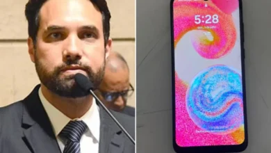 Celular é achado escondido em livros na cela do ex-vereador Jairinho
