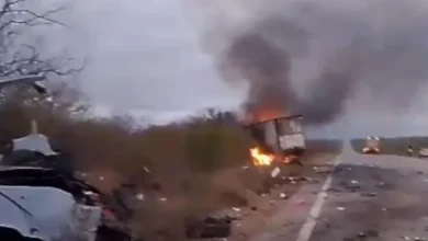 Colisão entre caminhão e van de pacientes deixa 7 mortos em Pernambuco