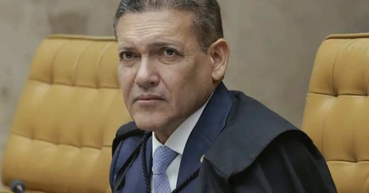 Decisão de Nunes Marques no TSE vira alvo de questionamentos