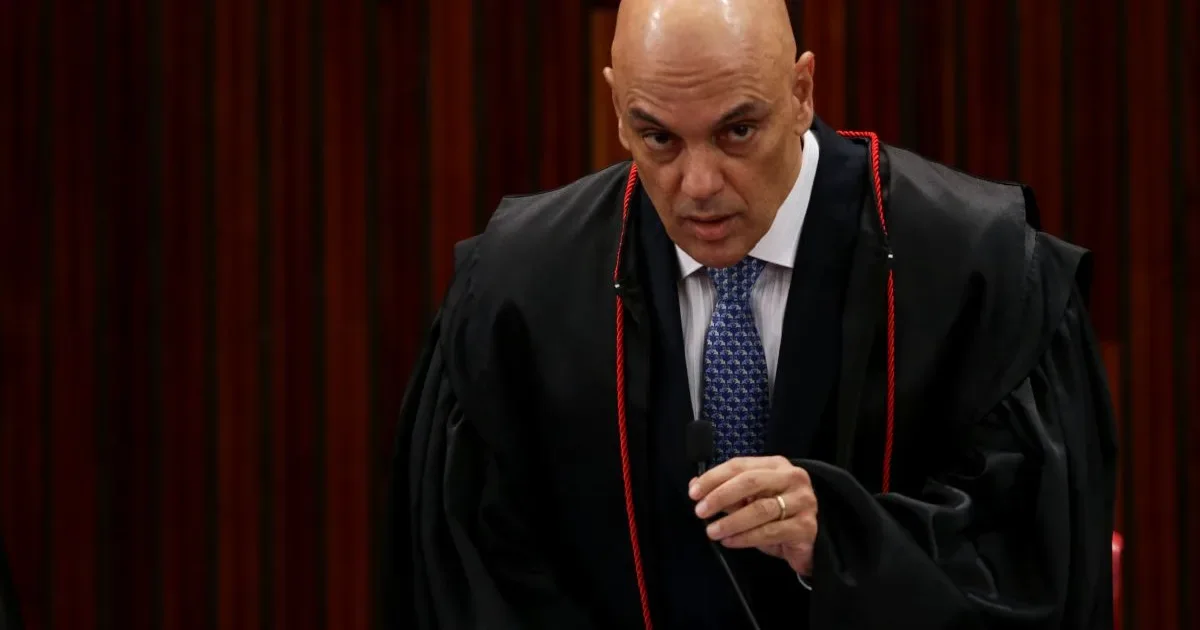 Decisão no STF: Moraes concede 48 horas para Daniel Silveira explicar vídeo com Portinho