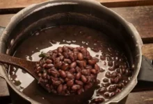 É isso que acontece com o seu corpo ao comer feijão todos os dias