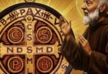 É verdade que a medalha de São Bento precisa ser dada de presente?