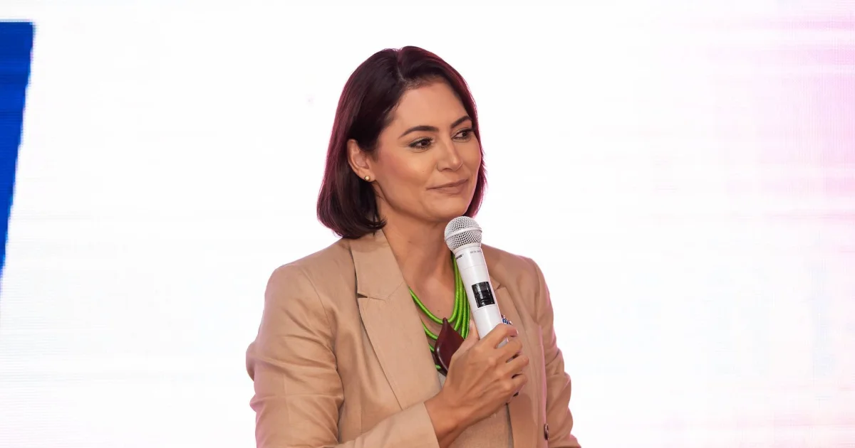Eduardo diz que Michelle mostrou “imaturidade” em vídeo contra Flávio