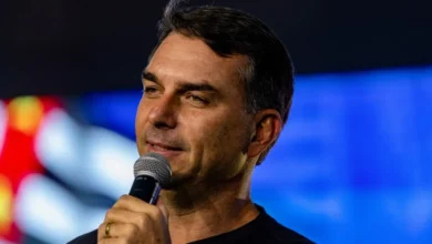 Flávio Bolsonaro pede observadores internacionais nas eleições
