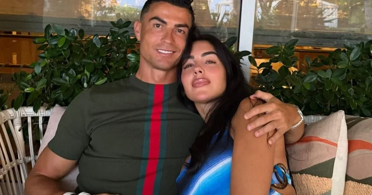 Georgina Rodríguez emociona fãs ao apoiar Cristiano Ronaldo