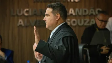 Jorge Oliveira seria o 1º indicado de Flávio ao STF, apostam aliados