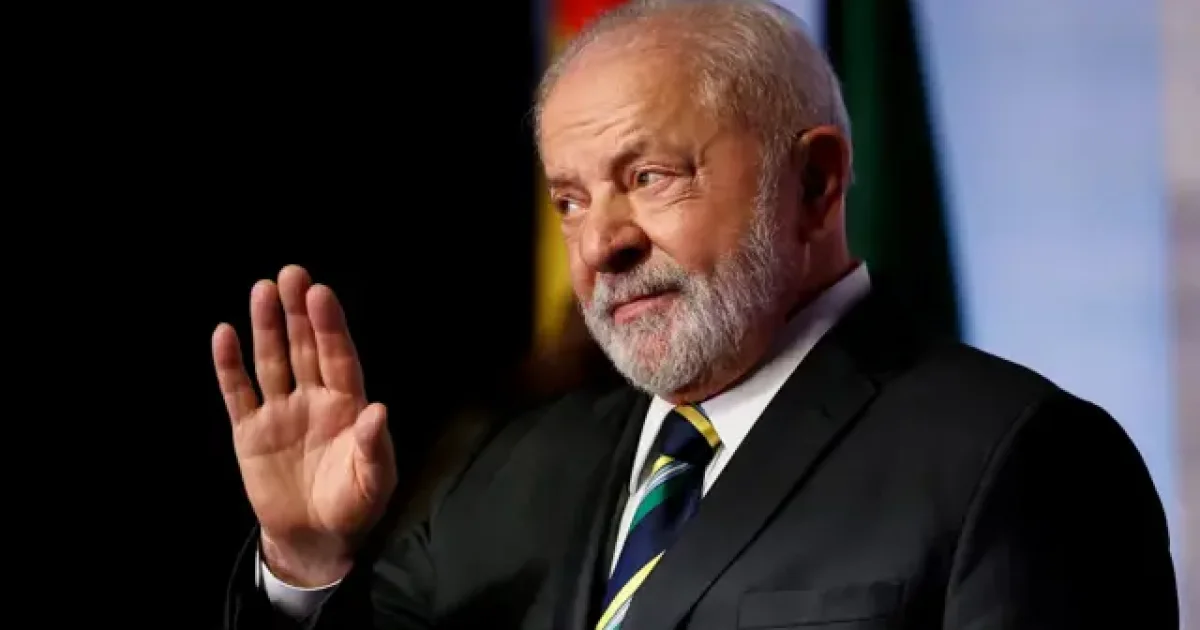 Lula barra entrada de oficiais de Trump ao Brasil para investigarem urnas eletrônicas do TSE