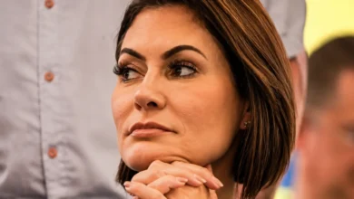 Michelle Bolsonaro rebate críticas de bolsonaristas