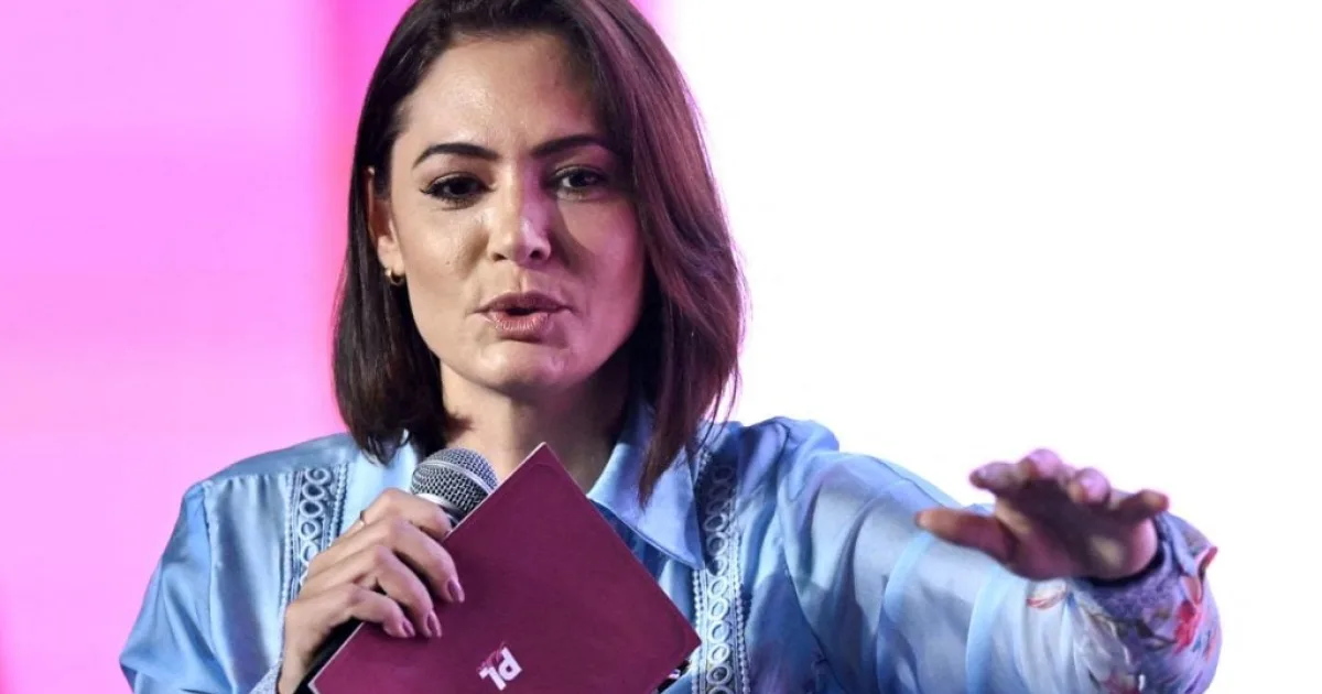 Michelle manda recado a Bolsonaro: “cônjuge acima de tudo”