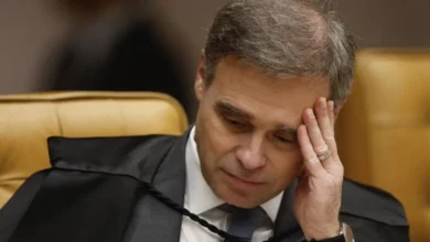 'Milhões de brasileiros em oração por André Mendonça' diz senador