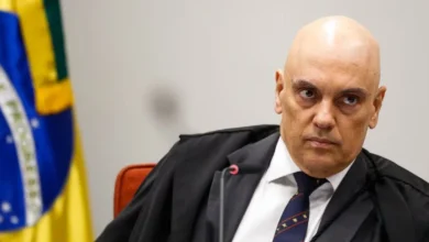 Ministro Alexandre de Moraes toma decisão envolvendo Flávio Bolsonaro; entenda