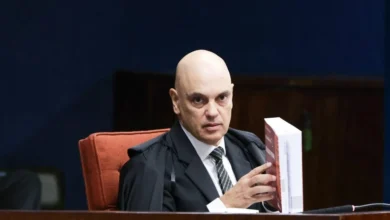 Moraes autoriza depoimento de Flávio Bolsonaro à PF