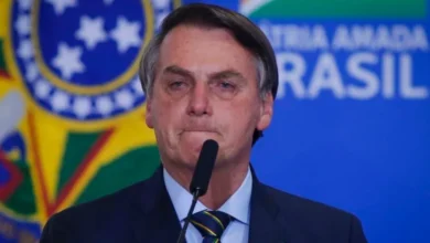 Moraes: Bolsonaro está proibido de usar redes, inclusive por terceiros