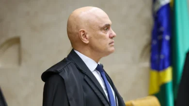 Moraes mantém prisão domiciliar humanitária de Bolsonaro