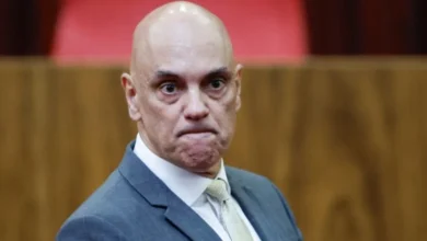 Moraes nega pedido de Bacellar para julgamento presencial
