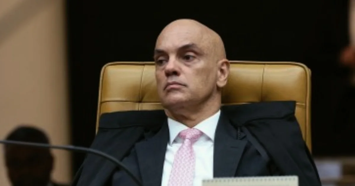 Moraes pede manifestação da PGR sobre pedido da Receita no caso Bolsonaro