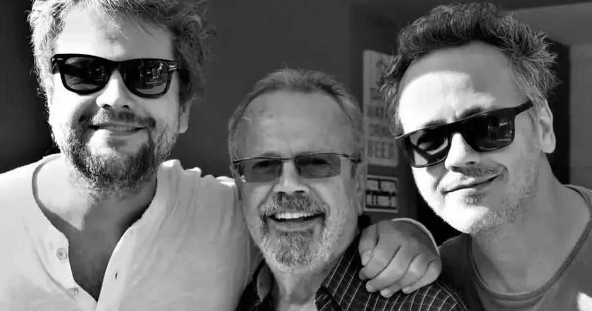 Morre Dalton Mello, pai dos atores Selton e Danton Mello, aos 84 anos