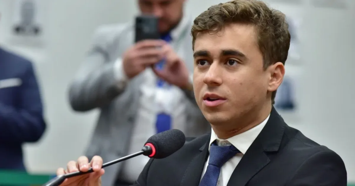 Nikolas se envolve em polêmica com Michelle e diz que pode renunciar