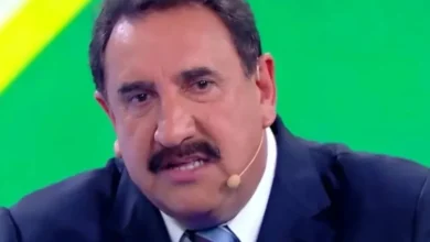 Ratinho chama fanáticos por políticos de “imbecis” ao vivo no SBT