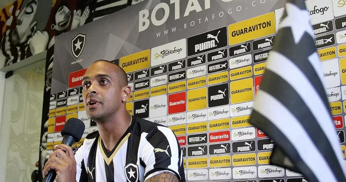 Rio é atingido por ventania e ex-jogador do Botafogo perde a vida