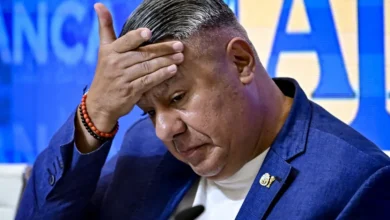 Veículos afirmam que FBI confiscou celular do presidente da AFA durante investigação