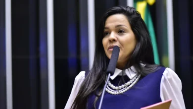 Vereadora citada em vídeo de Michelle se manifesta