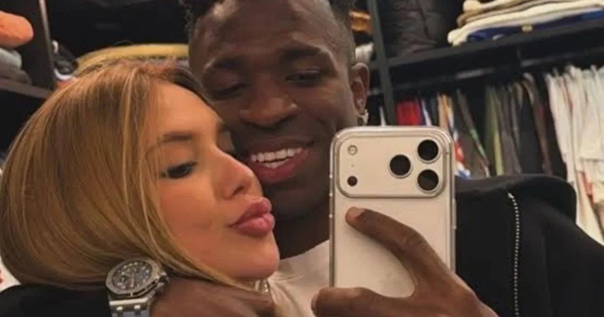 Vini Jr posta nova foto com Virginia após polêmica em barco