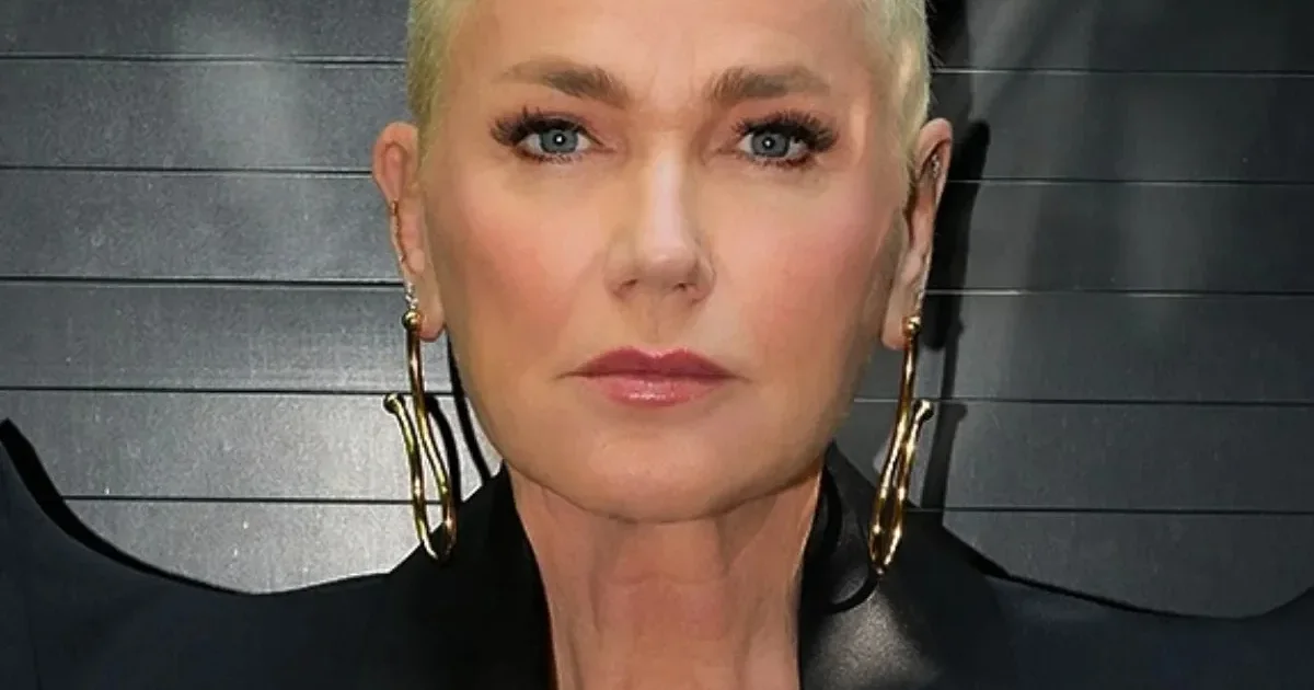 Xuxa esclarece posicionamento político e reafirma oposição a Bolsonaro