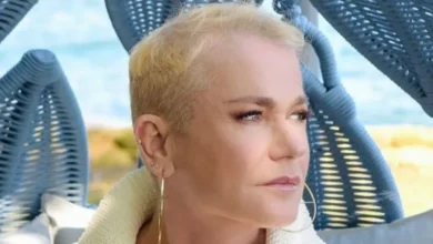 Xuxa responde às críticas sobre figurino