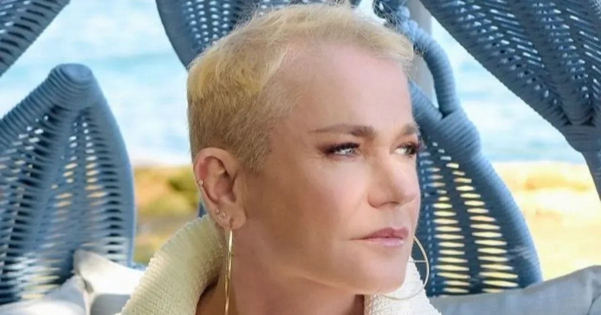 Xuxa responde às críticas sobre figurino