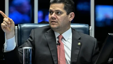Alcolumbre destrava PEC do fim da 6×1 após conversas com Lula