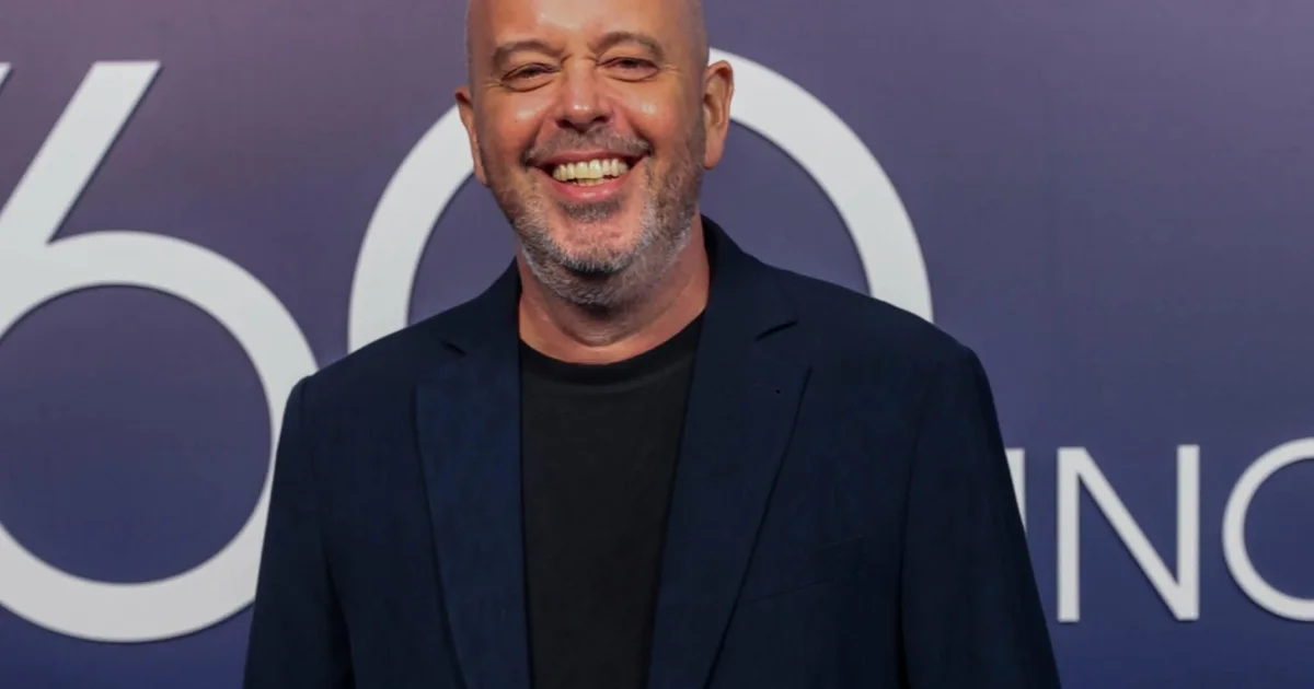Alex Escobar recebe diagnóstico de miastenia gravis