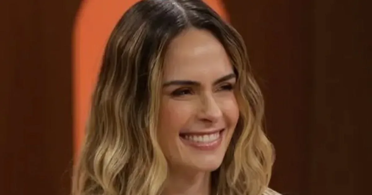 Ana Paula Renault renova contrato com a Globo