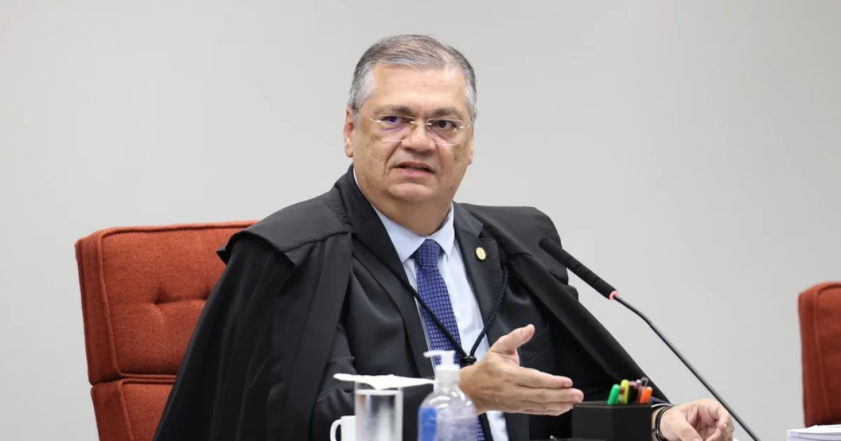 Após nova decisão de Dino, PF estuda concentrar apuração no STF