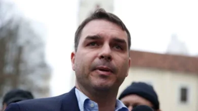 “Até breve”: Flávio escreve para Bolsonaro; entenda
