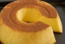 Bateu no liquidificador e levou pra geladeira: essa sobremesa cremosa fica pronta sem forno e sem fogão