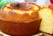 Bolo de iogurte natural fofinho: receita simples para o café da tarde